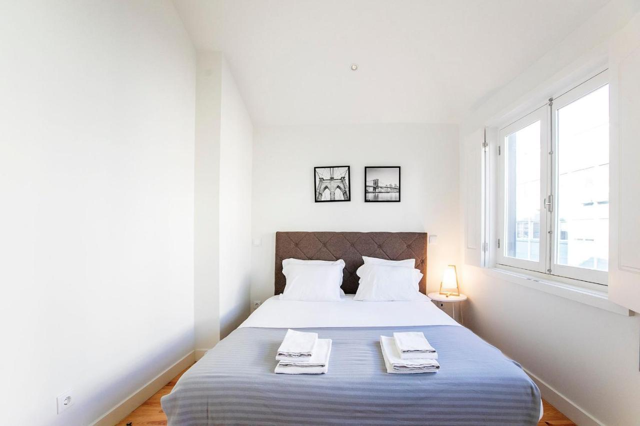 Apartment Lovelystay - Cozy 1br In Santa Catarina W/ Balcony